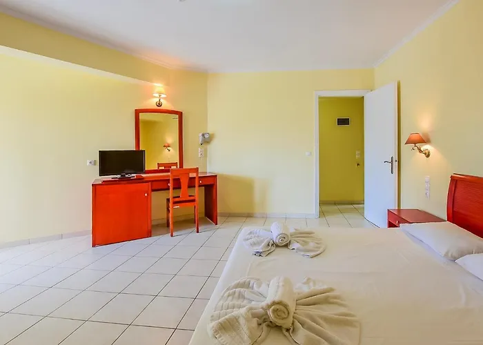 Timos Hotel 2*