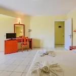 Timos 2* לגאנאס