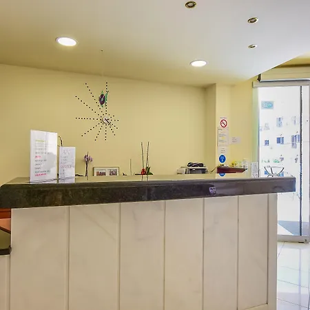 Hotel Timos 2*